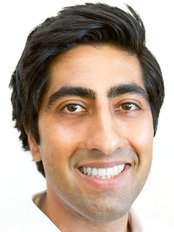 Dr Viren Vithlani