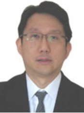 Dr Anthony Leung