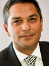 Dr Pawan Kakaria