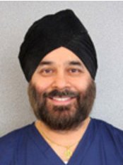 Dr Harmit Kalsi