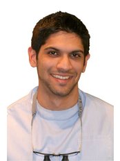 Dr Kamal Akbar