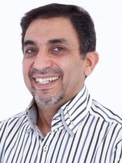 Dr Sam Mohamed