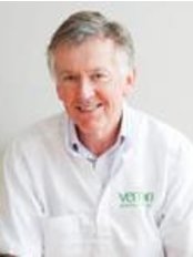 Dr Tim Vernon