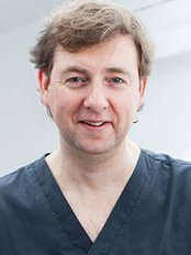 Dr Kevin Lemon